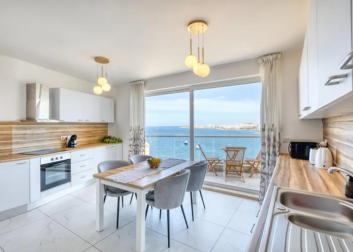 Blu Mar Sea View Apartments