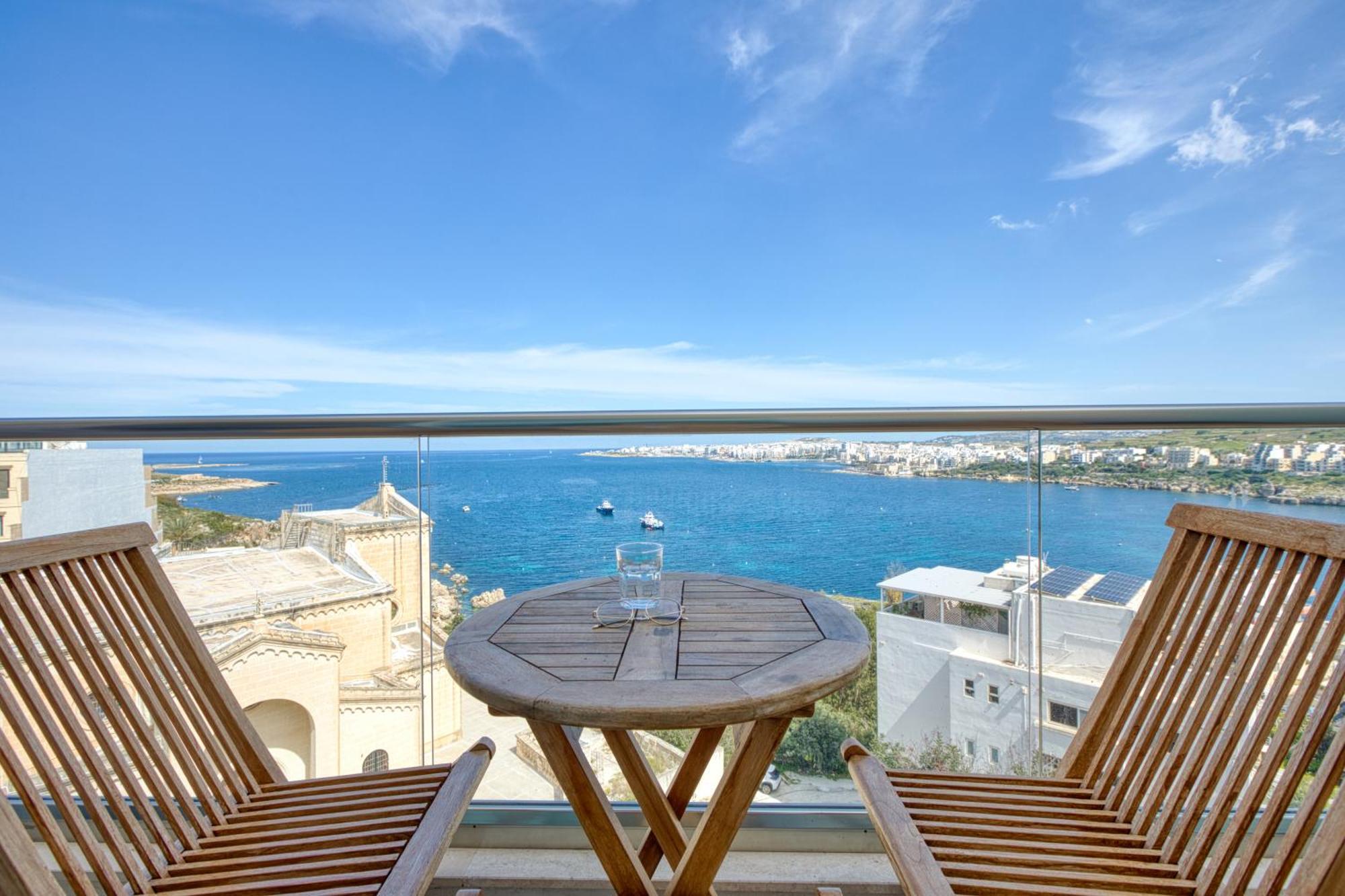 Blu Mar Sea View Apartment *